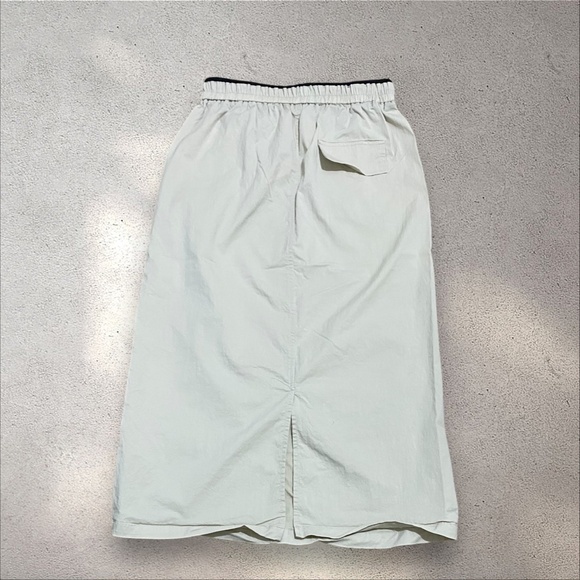 ALO Drawstring Khaki Cargo Utility Maxi Skirt - Picture 2 of 6